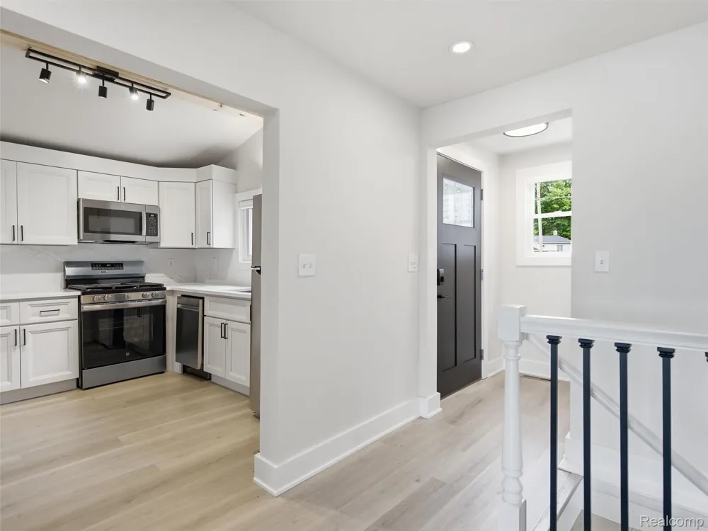2205 Gray Road Oregon Township, MI 48446