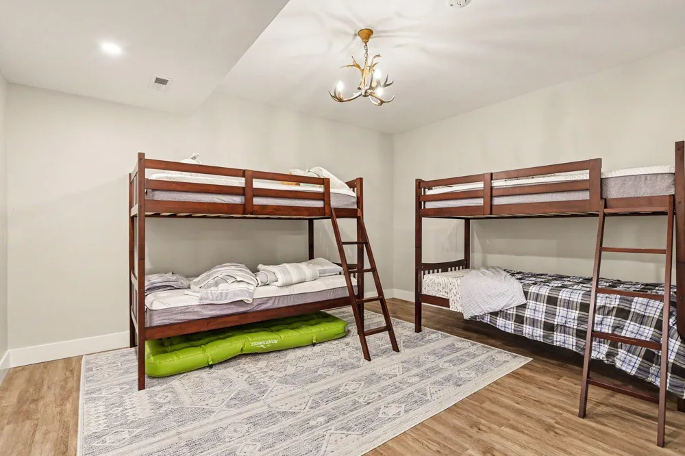 95517 County Road 690 Keeler Township, MI 49047