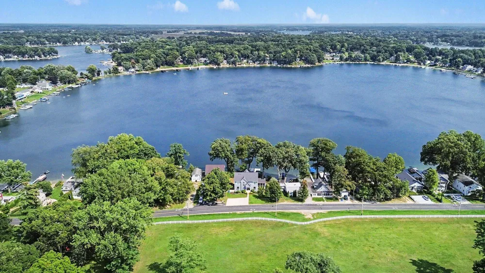 95517 County Road 690 Keeler Township, MI 49047