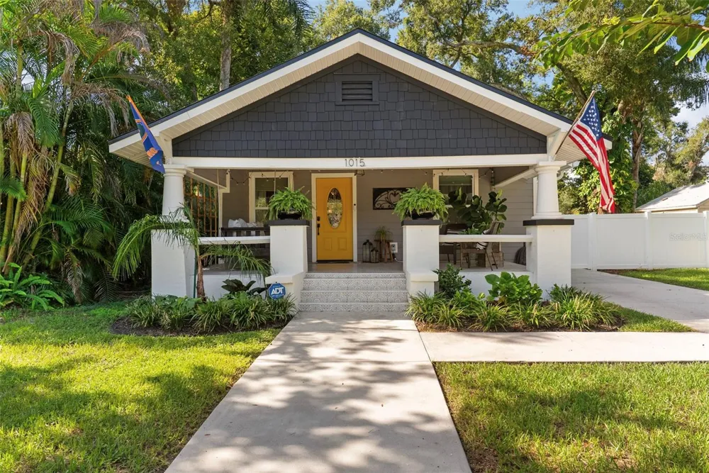 1015 E CRAWFORD STREET Tampa, FL 33604