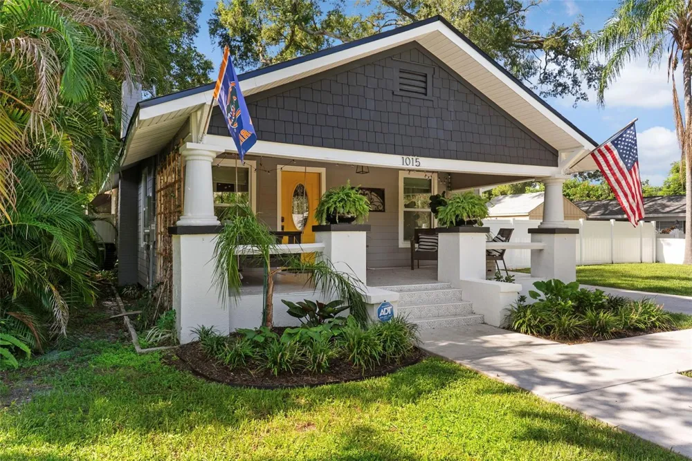 1015 E CRAWFORD STREET Tampa, FL 33604