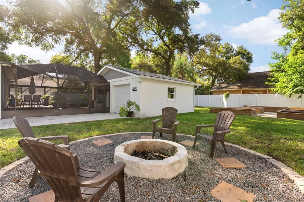 1015 E CRAWFORD STREET Tampa, FL 33604