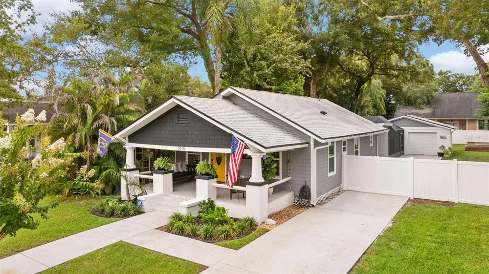 1015 E CRAWFORD STREET Tampa, FL 33604