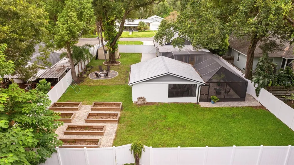 1015 E CRAWFORD STREET Tampa, FL 33604