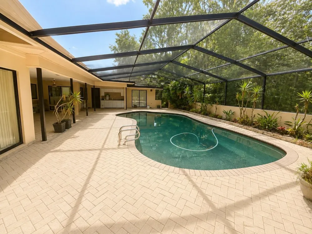 6701 PEMBERTON VIEW DRIVE Seffner, FL 33584