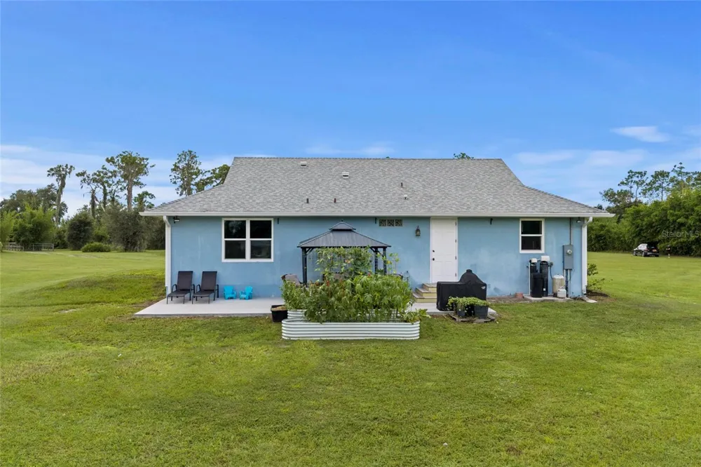 30655 STATE ROAD 70 E Myakka City, FL 34251