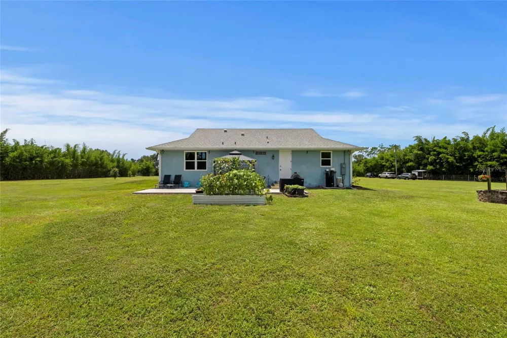 30655 STATE ROAD 70 E Myakka City, FL 34251