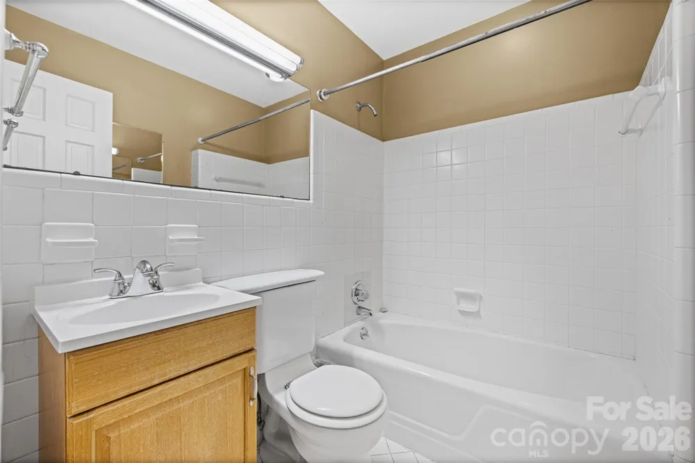233 Laburn Avenue Charlotte, NC 28214