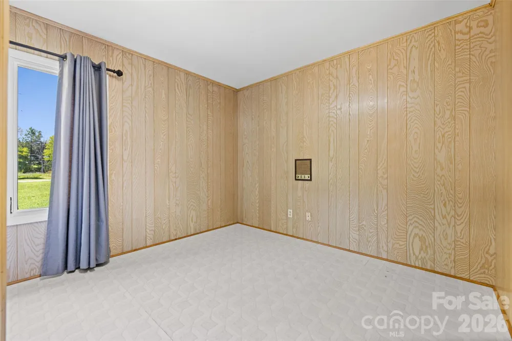 233 Laburn Avenue Charlotte, NC 28214