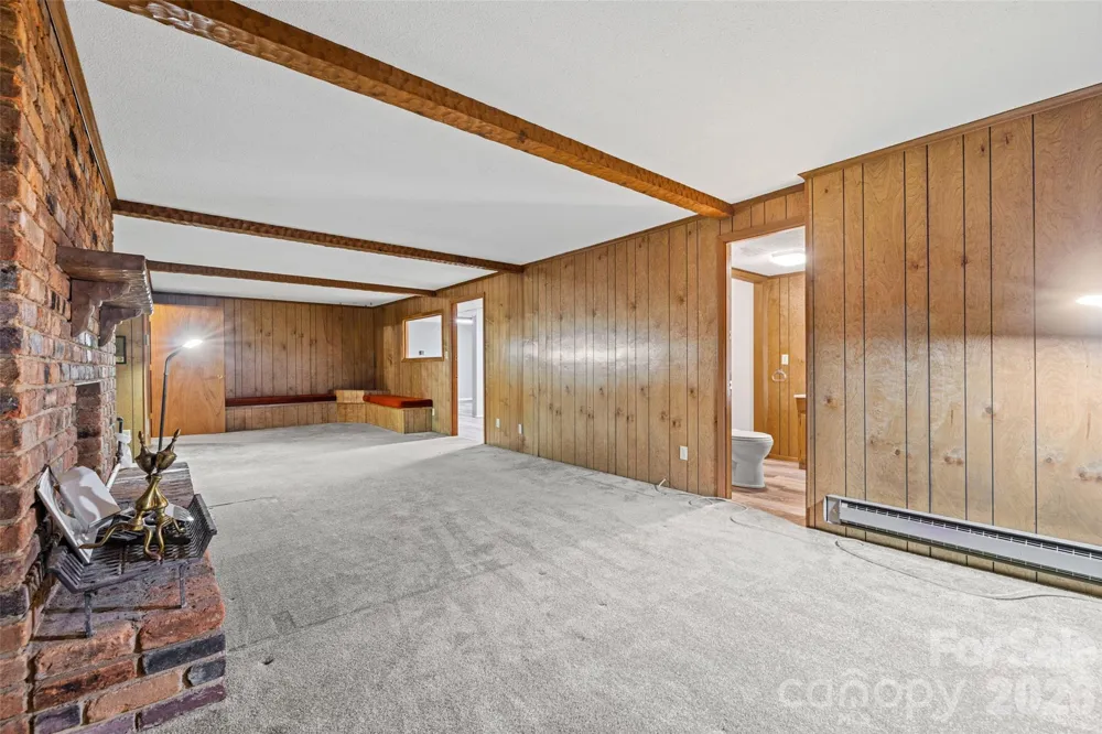 233 Laburn Avenue Charlotte, NC 28214
