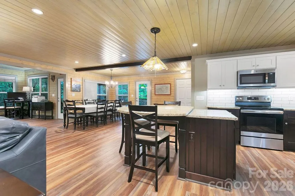 503 Cliff Ridge Drive Cleveland, SC 29635