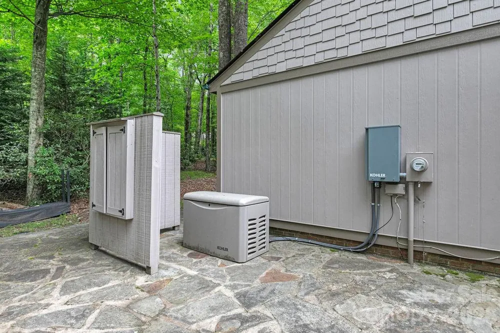 503 Cliff Ridge Drive Cleveland, SC 29635
