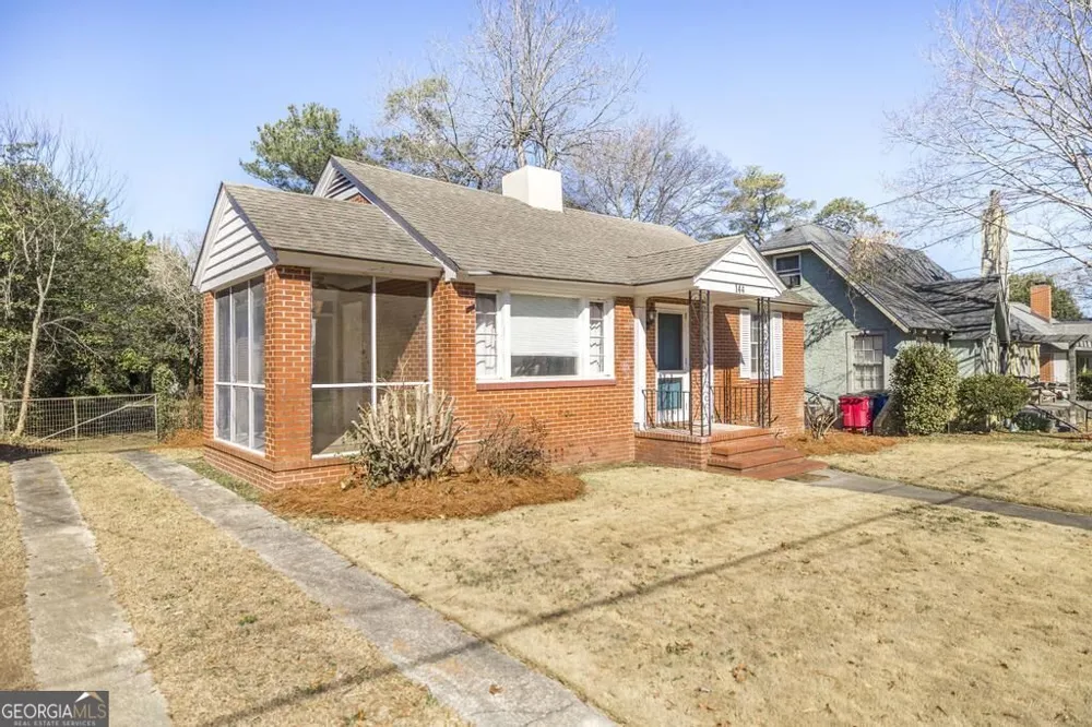 144 Desoto PL Macon, GA 31204