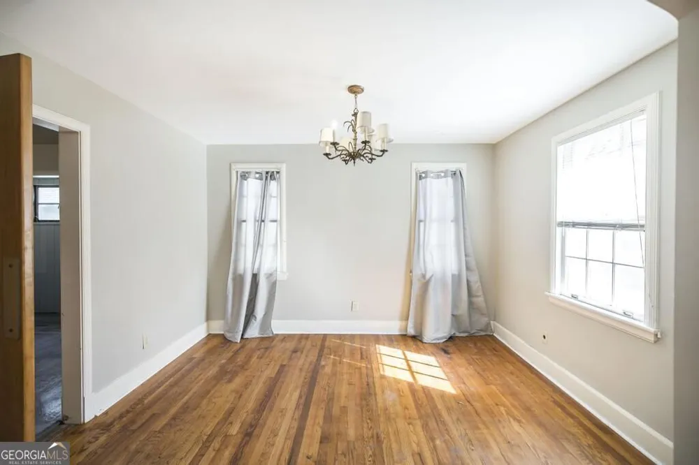 144 Desoto PL Macon, GA 31204