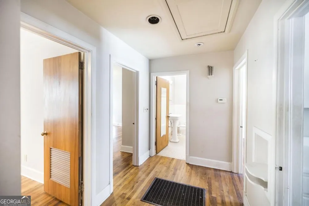 144 Desoto PL Macon, GA 31204
