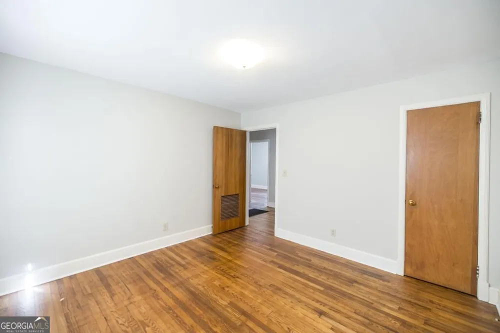 144 Desoto PL Macon, GA 31204