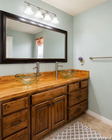 7061 DEVONSHIRE Spring Branch, TX 78070