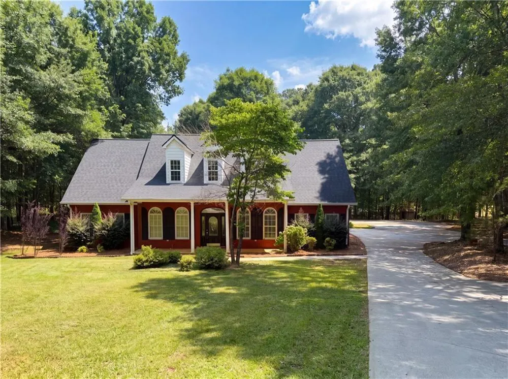 346 Carnation Drive Social Circle, GA 30025