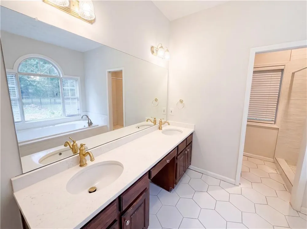 346 Carnation Drive Social Circle, GA 30025