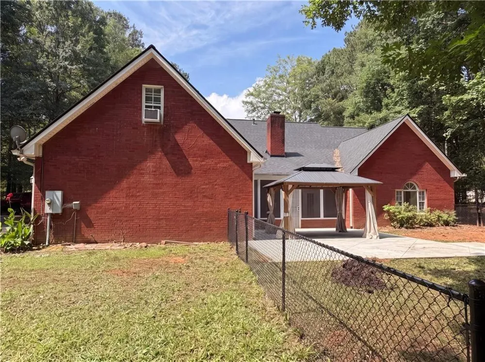 346 Carnation Drive Social Circle, GA 30025
