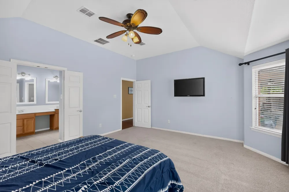 2420 Bent Trail Mansfield, TX 76063