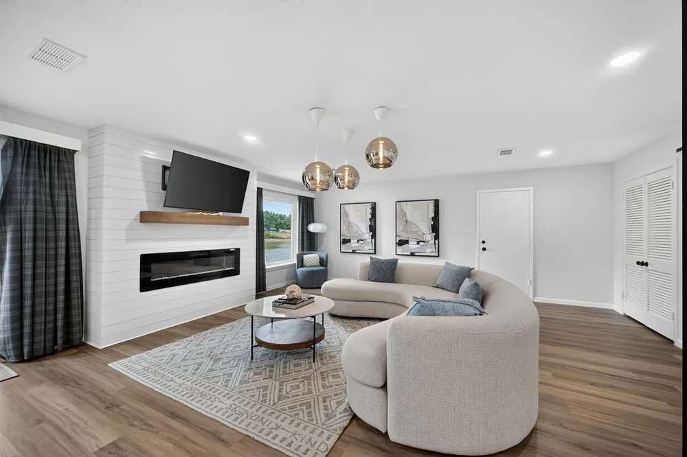 2512 Roosevelt Drive Dalworthington Gardens, TX 76016