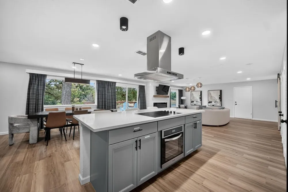 2512 Roosevelt Drive Dalworthington Gardens, TX 76016
