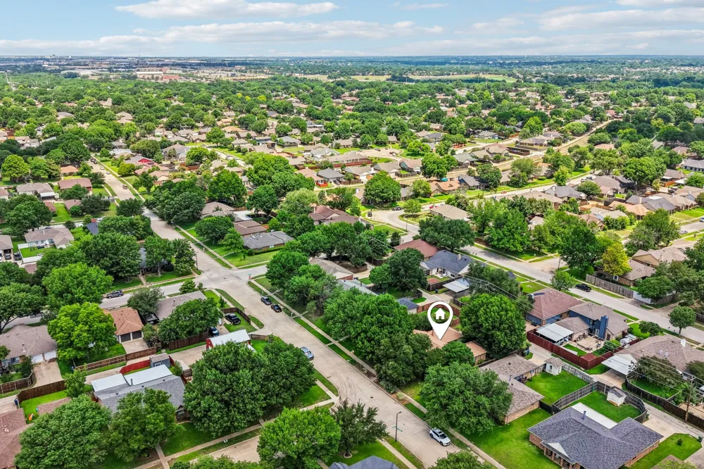 113 E Bancroft Drive Garland, TX 75040