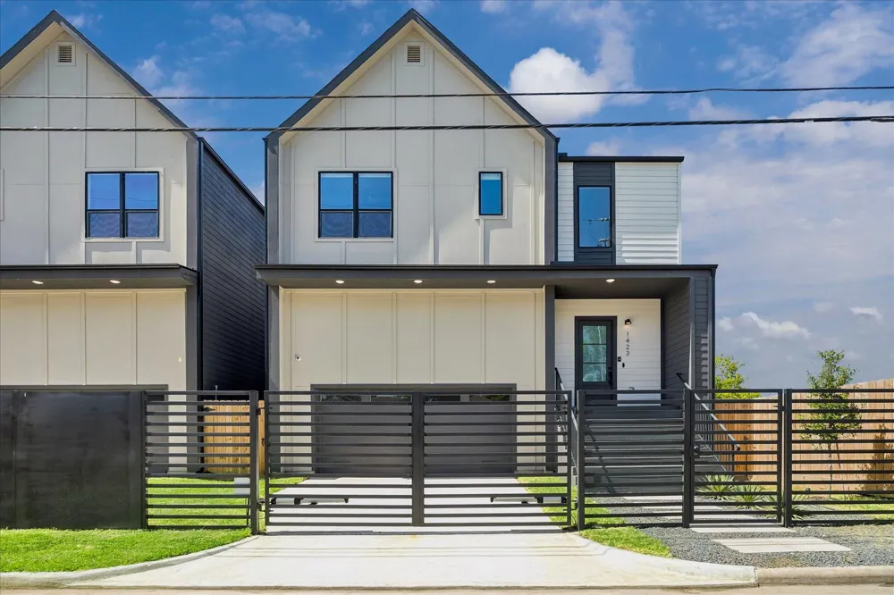 1423 E 36th Street Houston, TX 77022