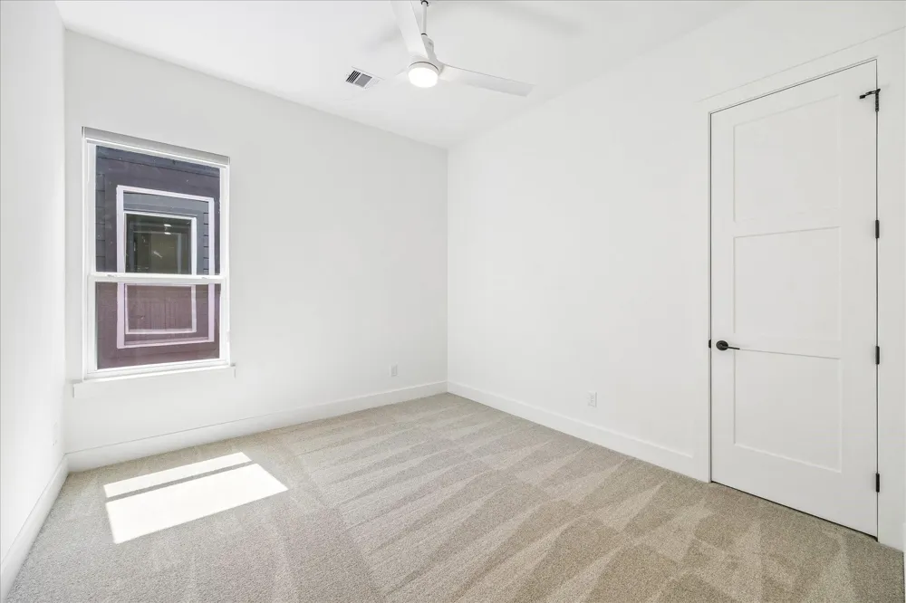 1423 E 36th Street Houston, TX 77022
