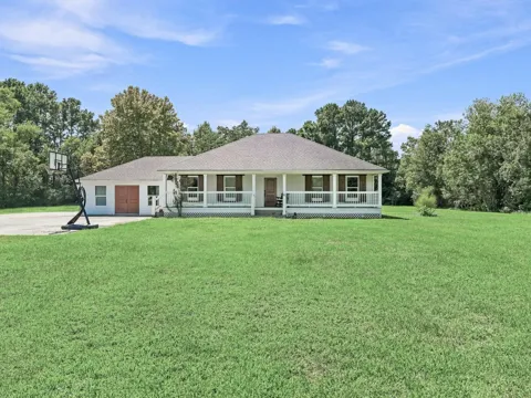 2904 Garrison Lane