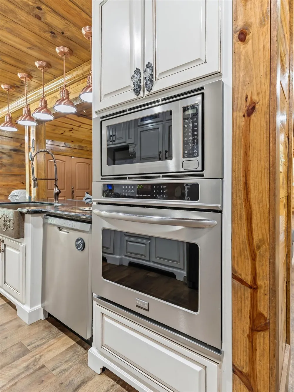 2904 Garrison Lane Orange, TX 77630