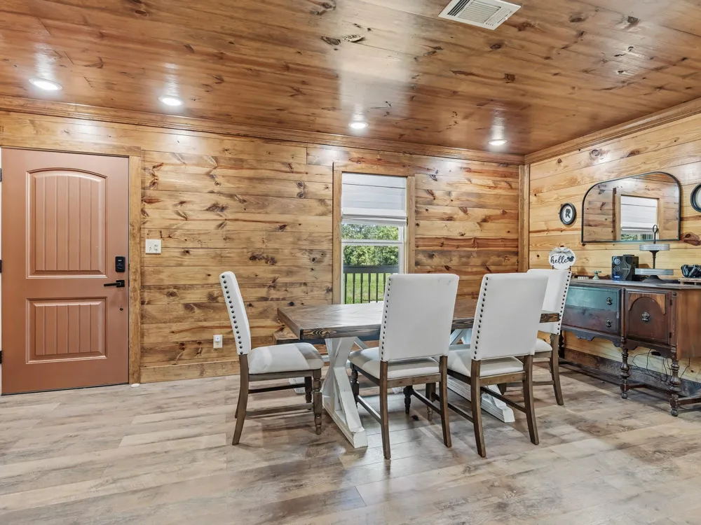 2904 Garrison Lane Orange, TX 77630
