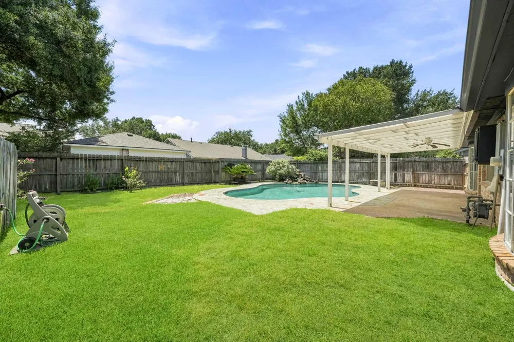 13539 Brook Hollow Drive Sugar Land, TX 77498