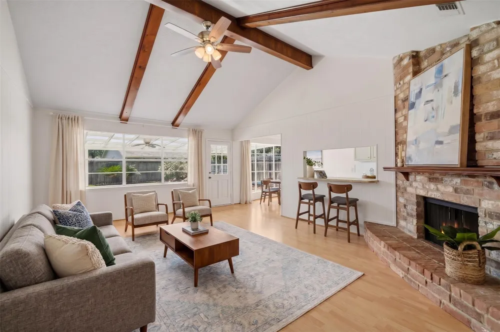 13539 Brook Hollow Drive Sugar Land, TX 77498