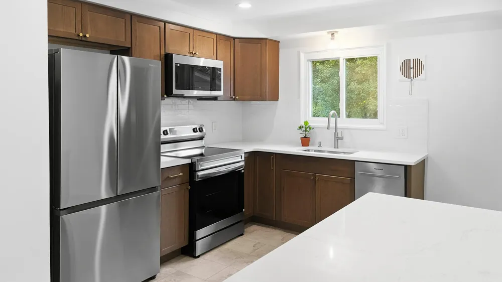 8982 Lucerne Avenue Redford, MI 48239