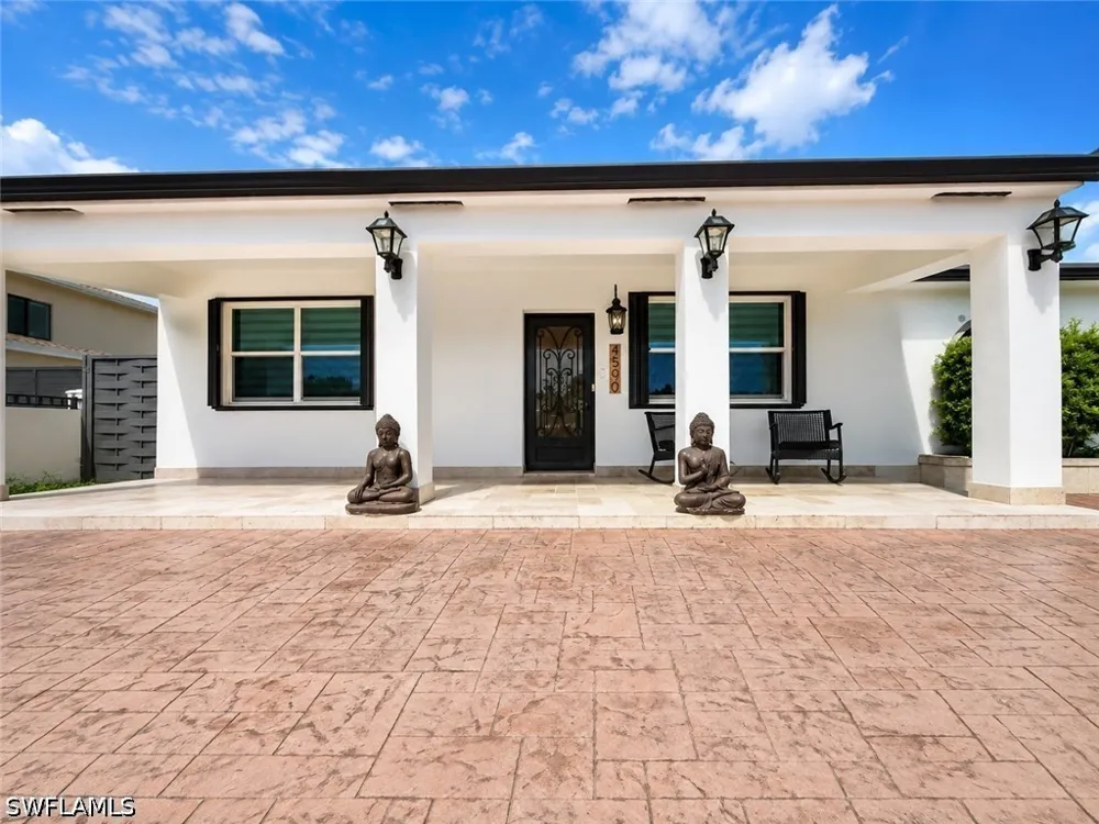 E 9th Lane Hialeah, FL 33013