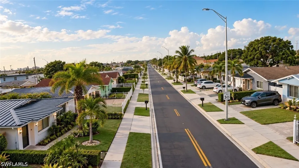 E 9th Lane Hialeah, FL 33013