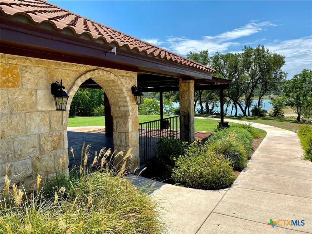 224 Sendera Way Canyon Lake, TX 78133