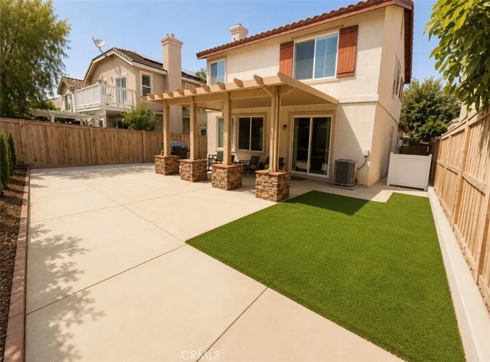 33537 Cedar Creek Lake Elsinore, CA 92532