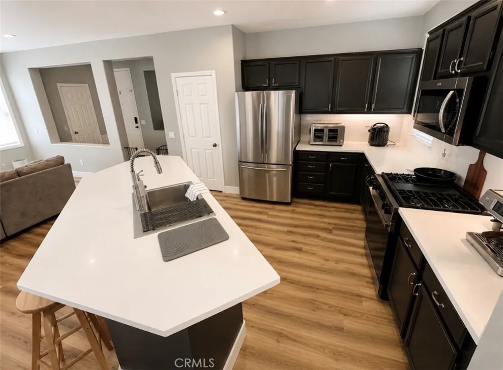 33537 Cedar Creek Lake Elsinore, CA 92532