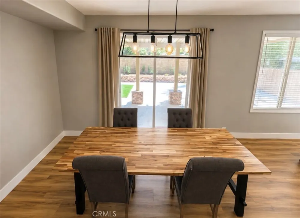 33537 Cedar Creek Lake Elsinore, CA 92532