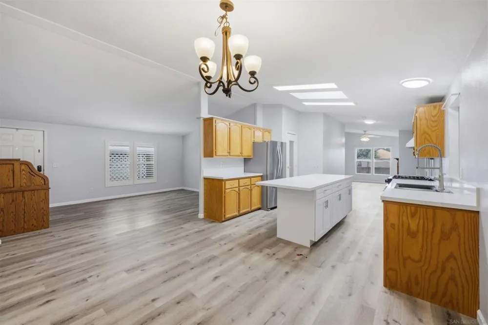 450 E Bradley Ave #151 El Cajon, CA 92021