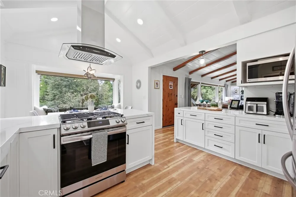 197 Ca-173 Lake Arrowhead, CA 92352