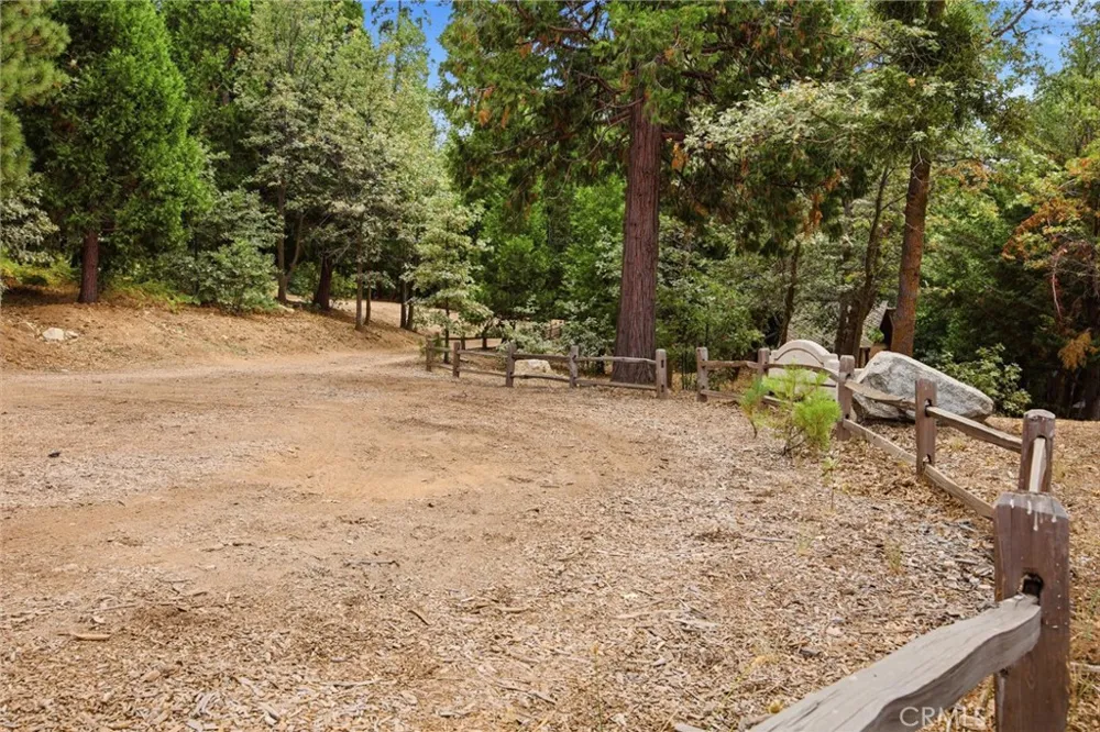 197 Ca-173 Lake Arrowhead, CA 92352