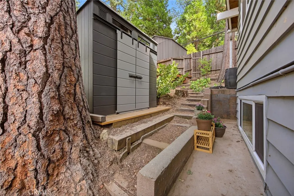 197 Ca-173 Lake Arrowhead, CA 92352