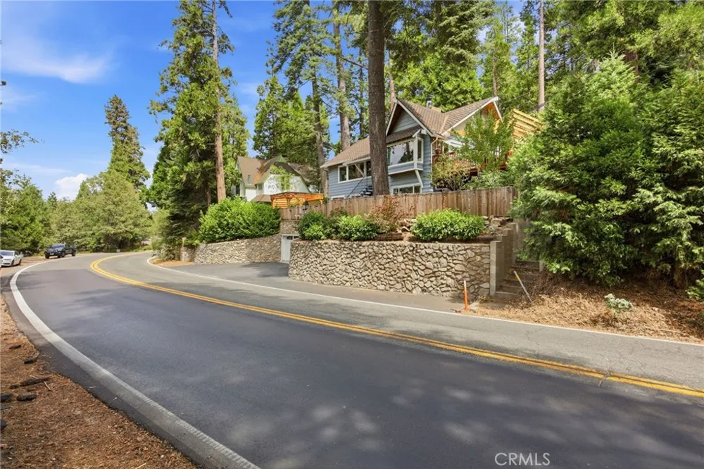 197 Ca-173 Lake Arrowhead, CA 92352