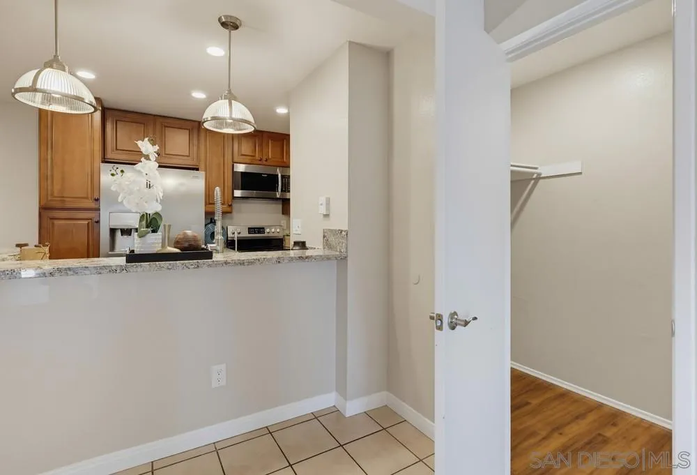 9169 Village Glen #155 San Diego, CA 92123