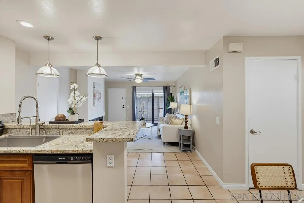 9169 Village Glen #155 San Diego, CA 92123
