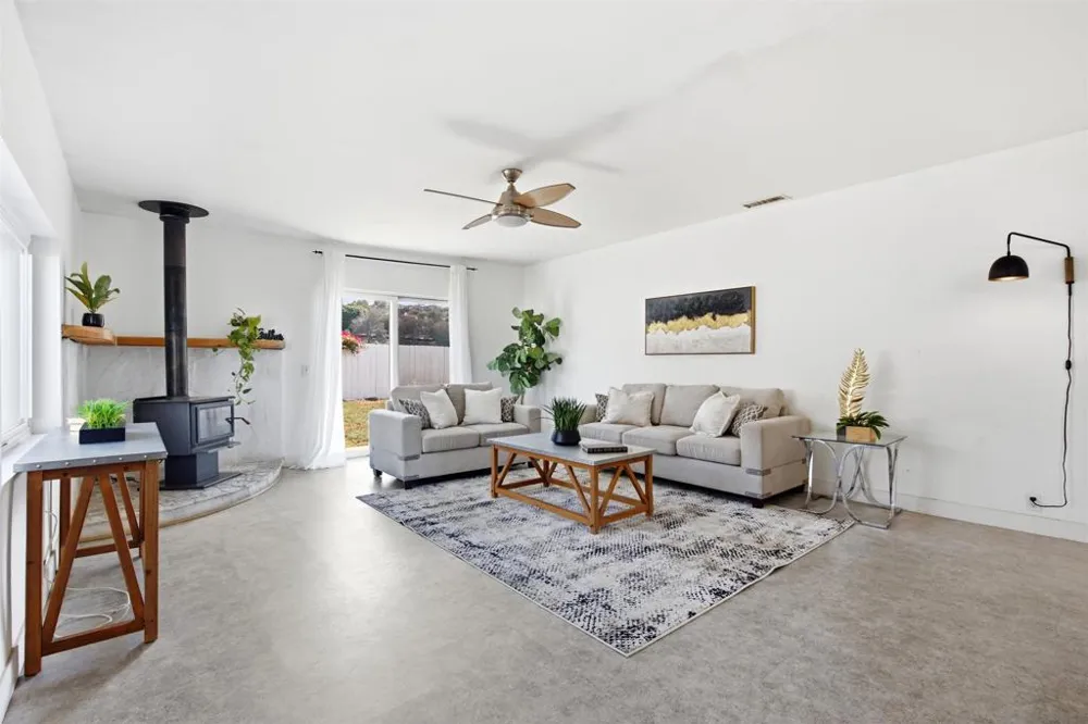 7235 Grable La Mesa, CA 91942